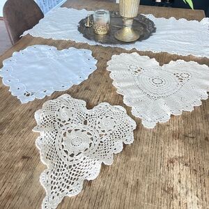 Vintage heart doily’s set of 3